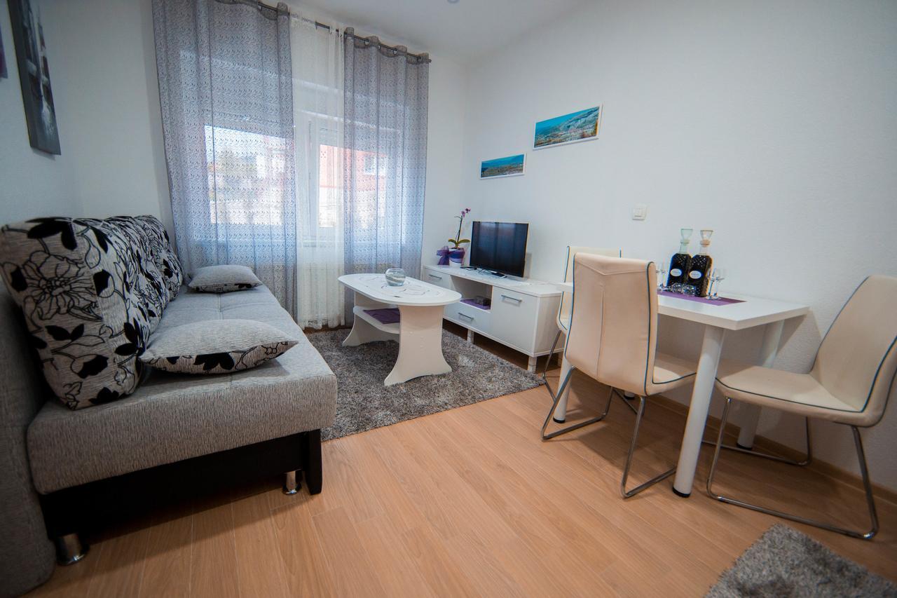 ליבנו Apartman Lucija מראה חיצוני תמונה