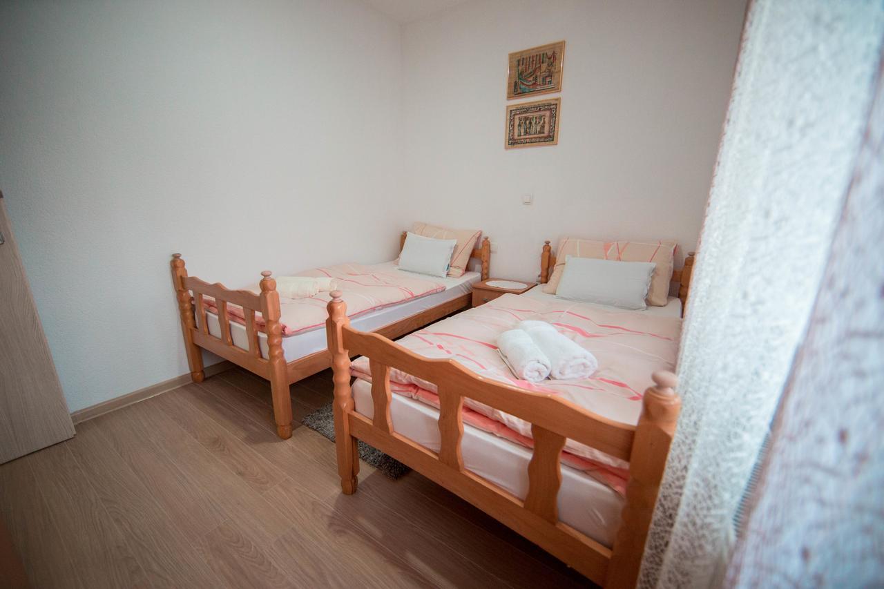 ליבנו Apartman Lucija מראה חיצוני תמונה