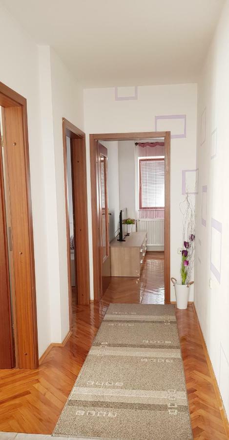ליבנו Apartman Lucija מראה חיצוני תמונה